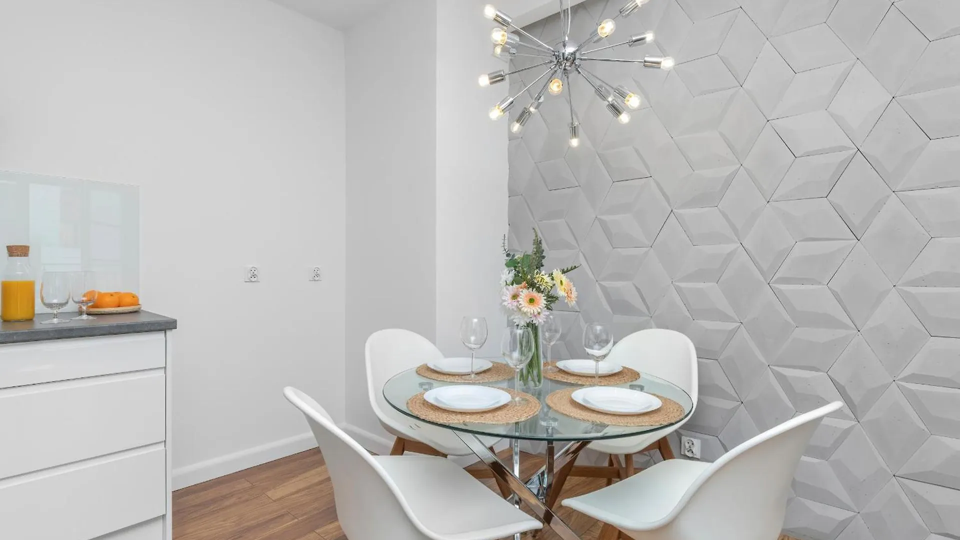 Apartment In Gdansk Center With Balcony, Parking And Air Conditioning By Noclegi Renters