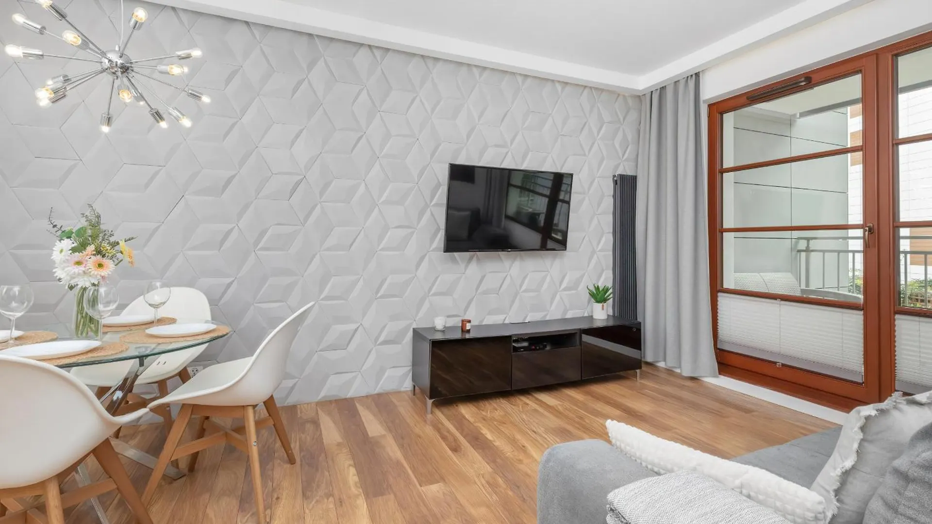 Apartment In Gdansk Center With Balcony, Parking And Air Conditioning By Noclegi Renters
