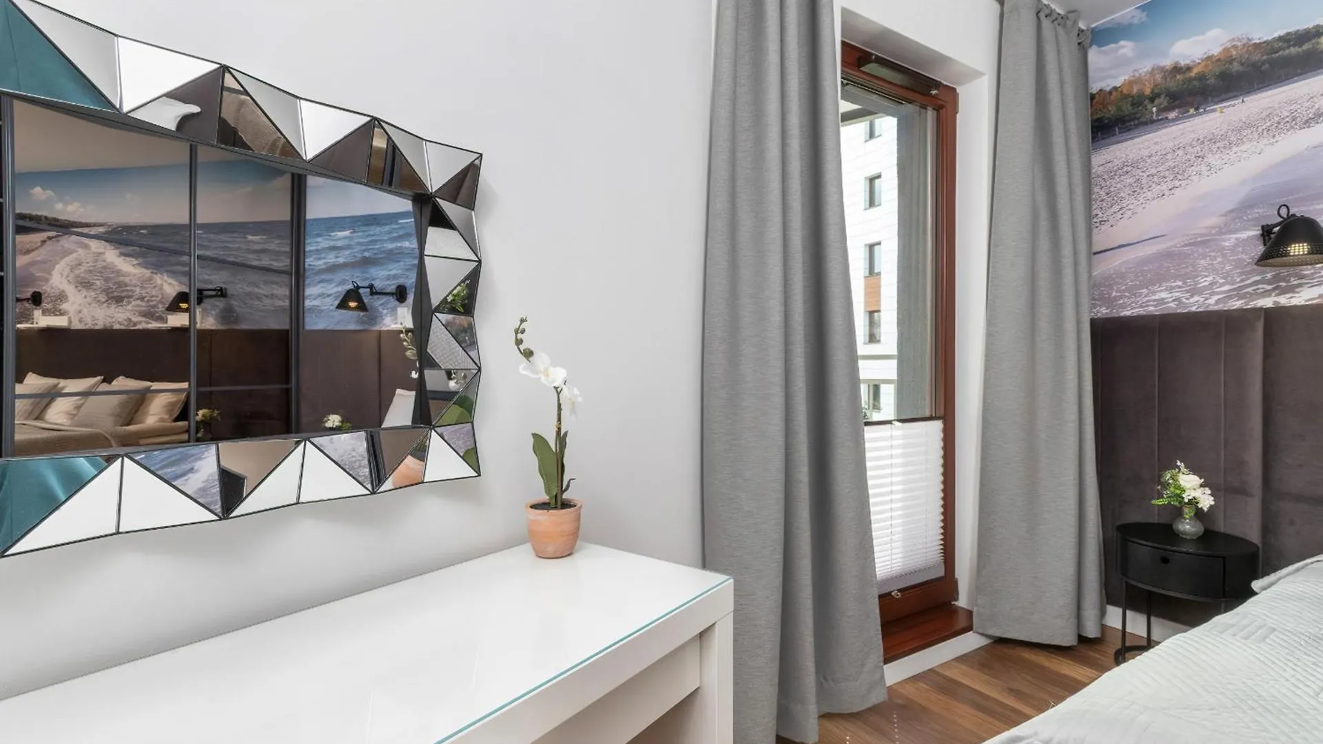 Apartment In Gdansk Center With Balcony, Parking And Air Conditioning By Noclegi Renters Poland