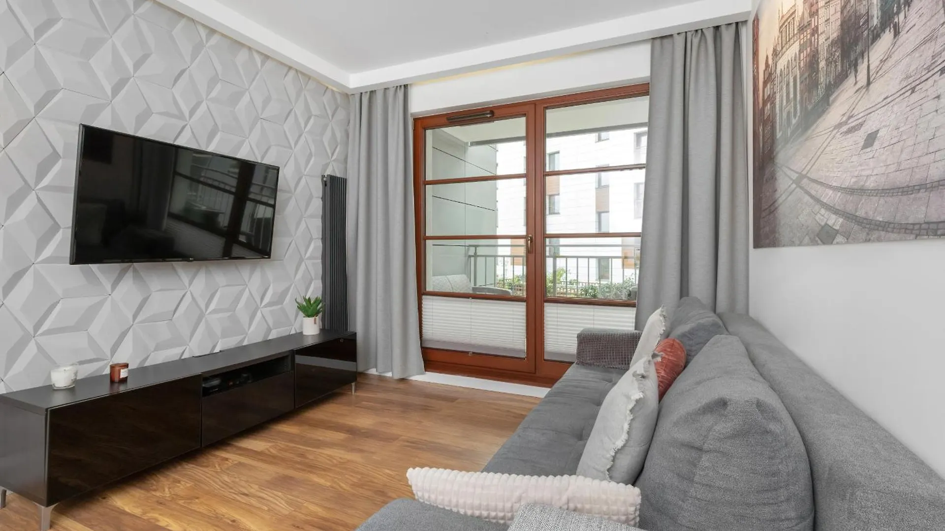 Apartment In Gdansk Center With Balcony, Parking And Air Conditioning By Noclegi Renters Poland